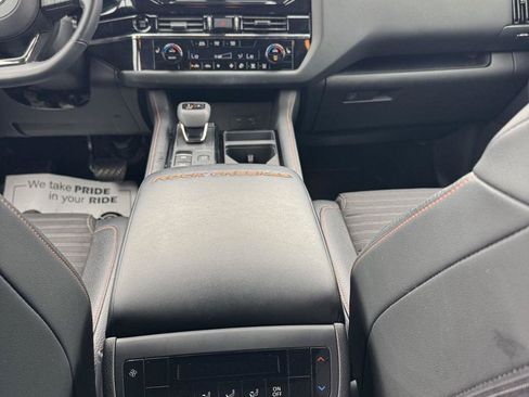 Used 2025 Nissan Pathfinder Rock Creek AWD/4WD image 15
