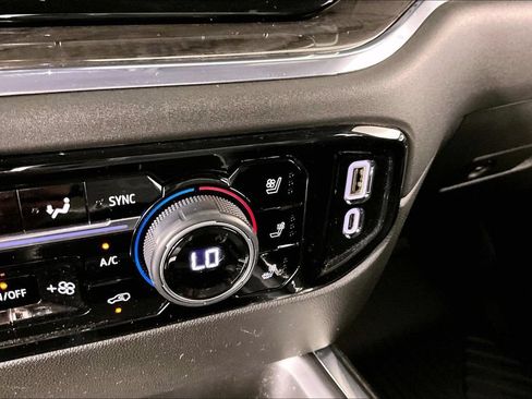 Certified 2024 Chevrolet Silverado 2500 LTZ w/ LTZ Plus Package AWD/4WD image 15