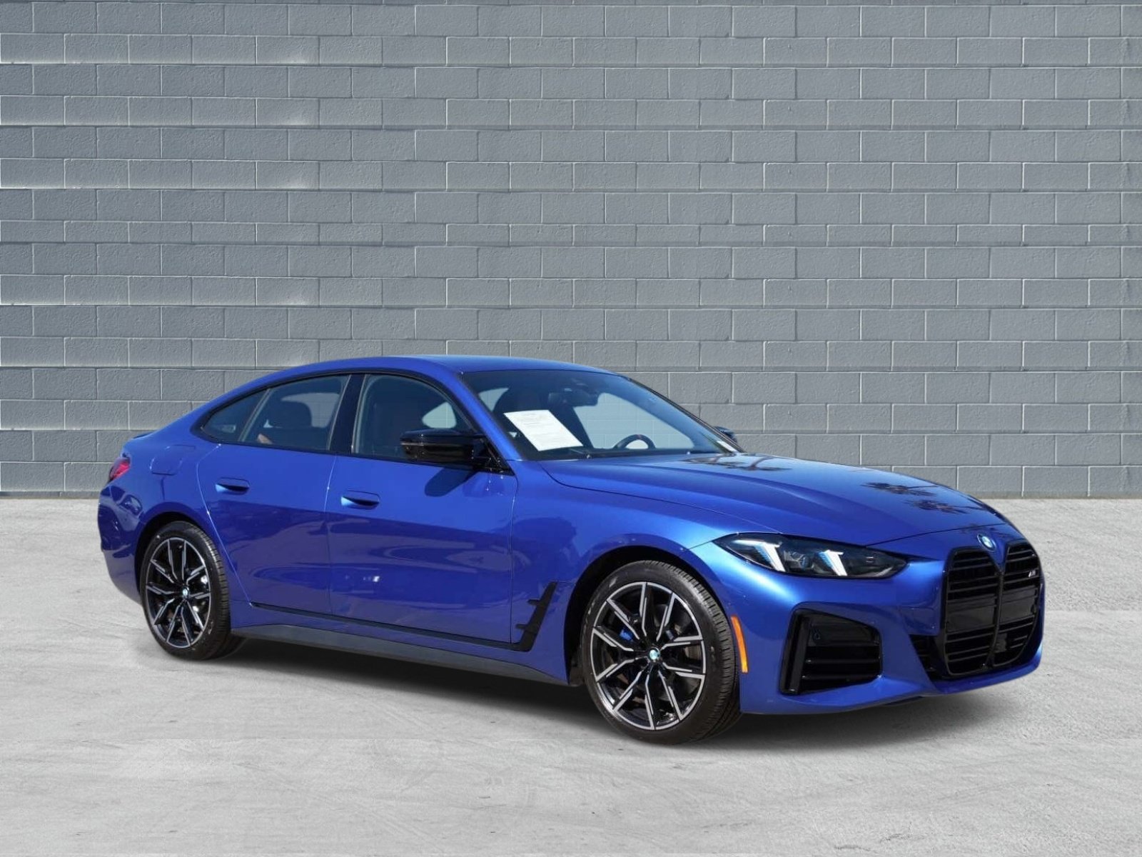 Used 2026 BMW M440i RWD image 1
