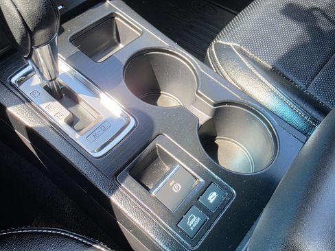 Used 2017 Subaru Outback 2.5i Limited image 36