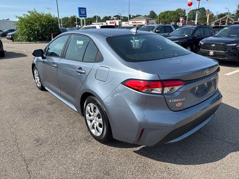 Used 2020 Toyota Corolla LE FWD image 5