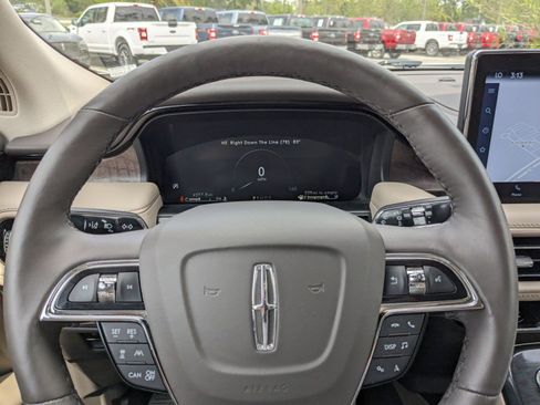 Certified 2023 Lincoln Nautilus Reserve w/ Equipment Group 201A image 29