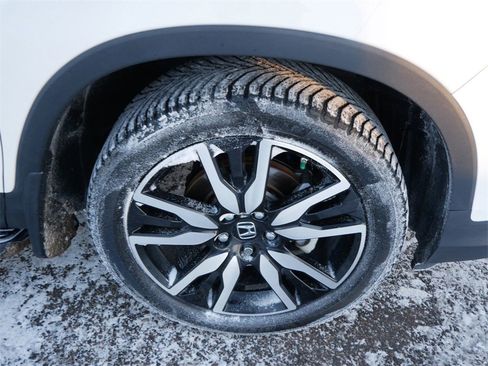 Used 2019 Honda Pilot Touring image 7