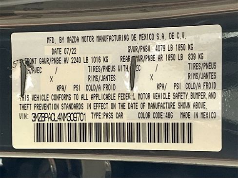 Used 2022 MAZDA MAZDA3 s image 32