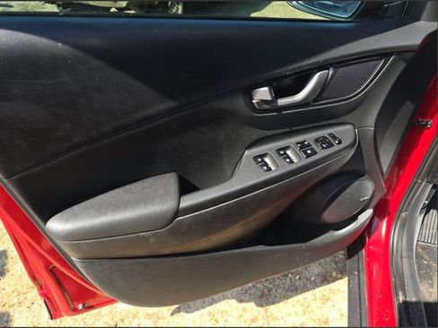 Used 2019 Hyundai Kona Ultimate image 26