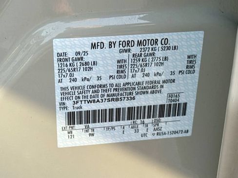 Certified 2025 Ford Maverick XL FWD image 38
