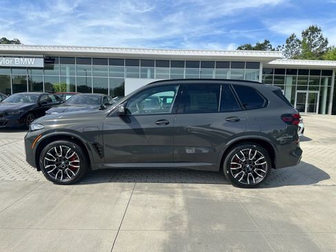 New 2026 BMW X5 xDrive50e w/ M Sport Package image 2