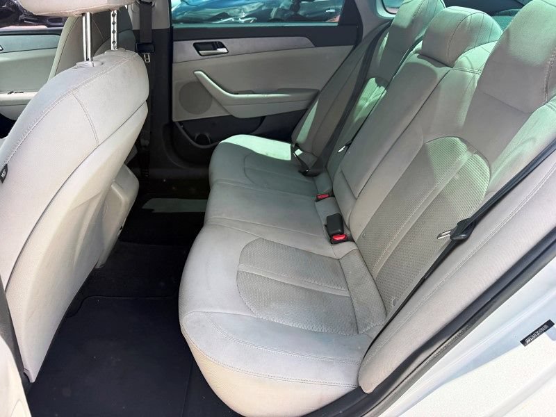 Used 2019 Hyundai Sonata SE FWD image 14