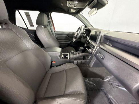 Certified 2025 Toyota 4Runner SR5 AWD/4WD image 41