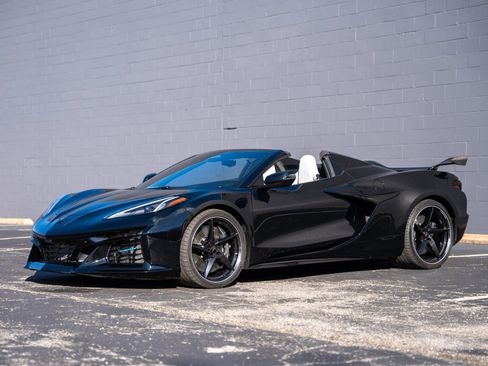 Used 2025 Chevrolet Corvette E-Ray image 10