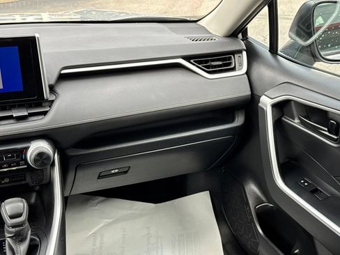 Used 2023 Toyota RAV4 LE FWD image 21