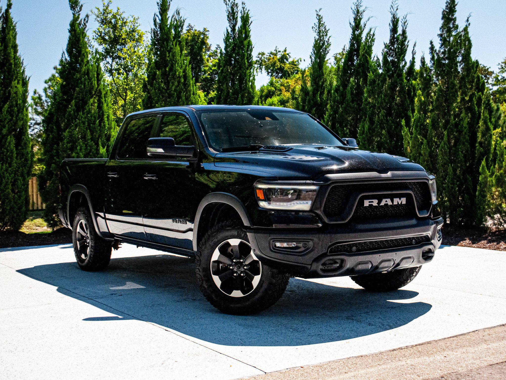 Used 2021 RAM 1500 Rebel w/ Rebel Level 2 Equipment Group AWD/4WD image 2