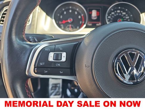 Used 2017 Volkswagen GTI Sport FWD image 22