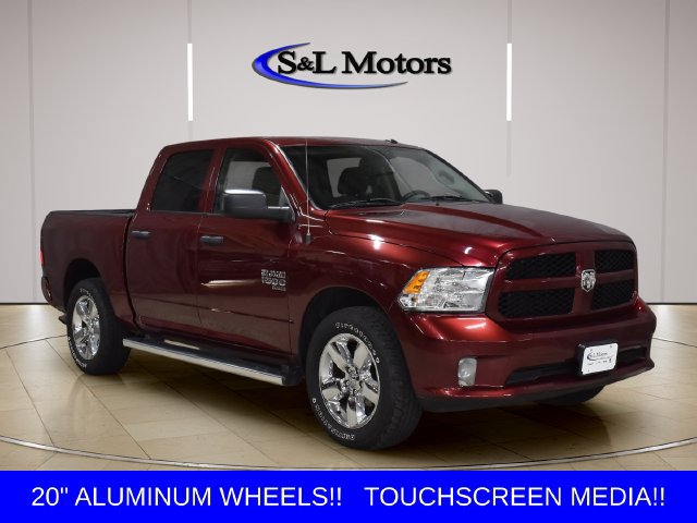 Used 2019 RAM 1500 Express w/ Express Value Package AWD/4WD image 1