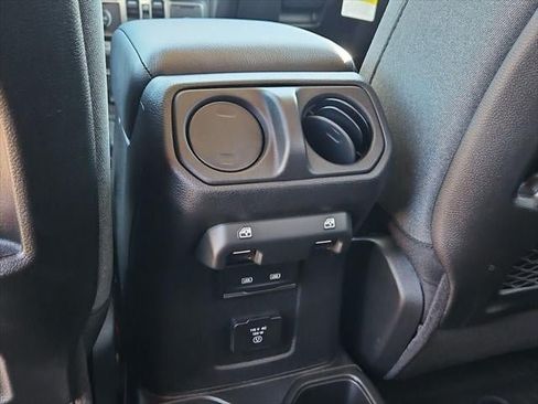 New 2026 Jeep Wrangler Unlimited Rubicon AWD/4WD image 49