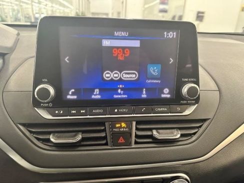 Used 2021 Nissan Altima 2.5 SV FWD image 14