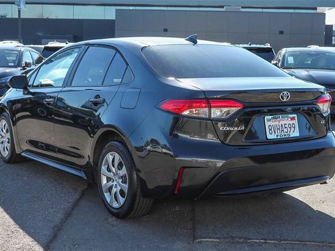 Used 2020 Toyota Corolla LE image 7