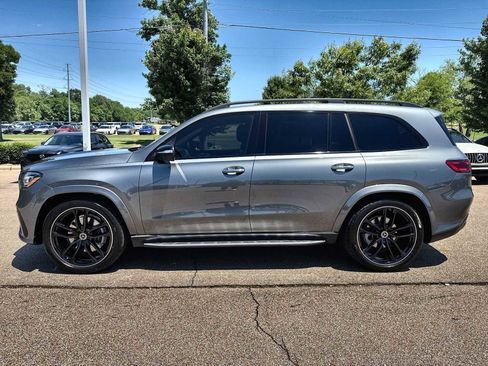 New 2026 Mercedes-Benz GLS 580 4MATIC image 5