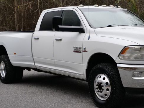 Used 2014 RAM 3500 Big Horn image 31