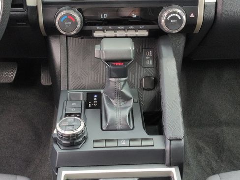 Used 2024 Toyota Tacoma TRD Off-Road AWD/4WD image 19