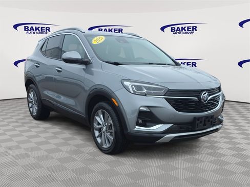 Used 2023 Buick Encore GX Essence w/ Experience Buick Package image 3