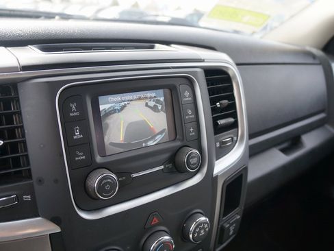 Used 2023 RAM 1500 Classic SLT image 25