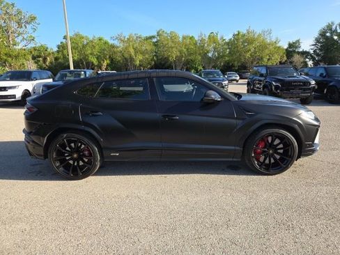 Used 2024 Lamborghini Urus S image 6