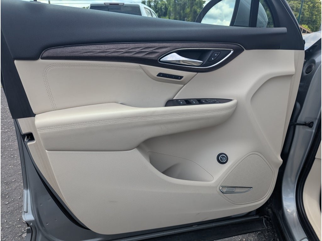 Used 2023 Buick Envision Avenir FWD image 15