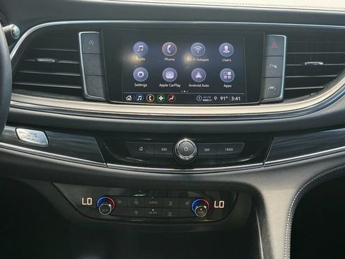 Used 2024 Buick Enclave Essence w/ Sport Touring Edition FWD image 18