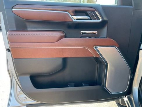 Used 2024 GMC Sierra 1500 Denali Ultimate image 17