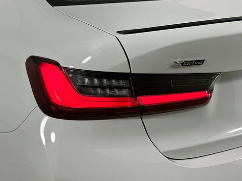 New 2026 BMW 330i xDrive Sedan w/ M Sport Package AWD/4WD image 12