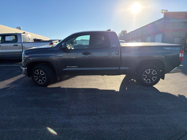 Used 2020 Toyota Tundra SR5 w/ TRD Off-Road Package AWD/4WD image 40