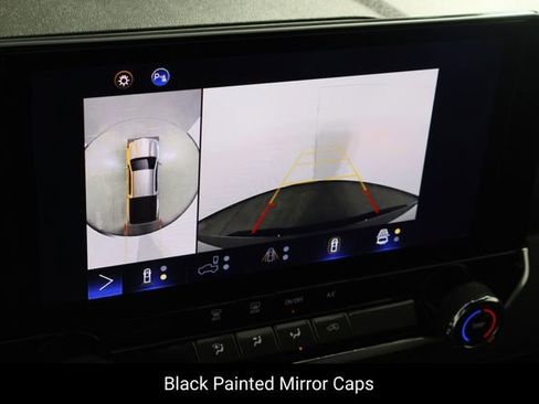 Used 2023 Chevrolet Colorado Trail Boss w/ Technology Package image 26