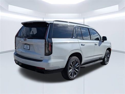 Used 2021 Cadillac Escalade Sport Platinum image 4