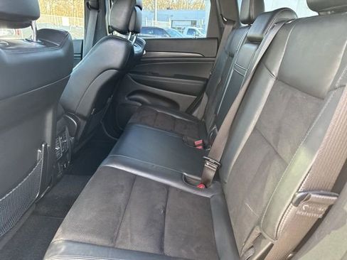 Used 2022 Jeep Grand Cherokee Laredo X image 23