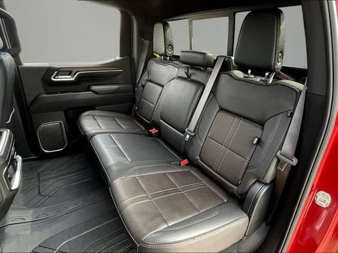 Used 2025 Chevrolet Silverado 1500 High Country w/ High Country Premium Package AWD/4WD image 22