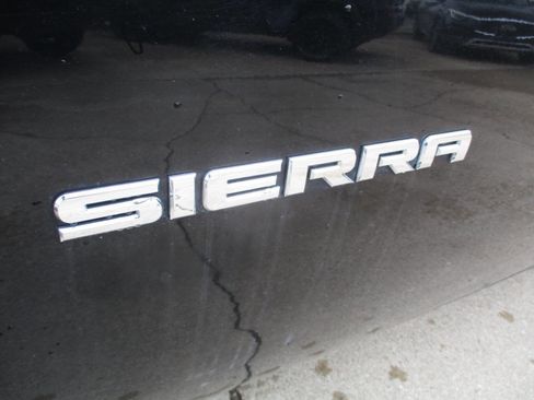 Used 2011 GMC Sierra 1500 SL image 12