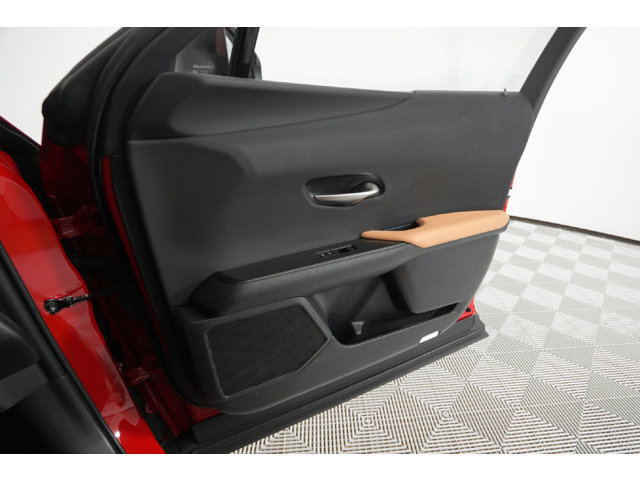 Certified 2025 Lexus UX 300h FWD w/ Accessory Package (Z1) image 21