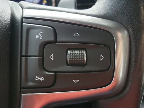 Used 2022 Chevrolet Silverado 1500 LT w/ Z71 Off-Road Package AWD/4WD image 20