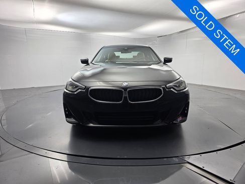 Certified 2023 BMW 230i Coupe w/ Premium Package RWD image 2