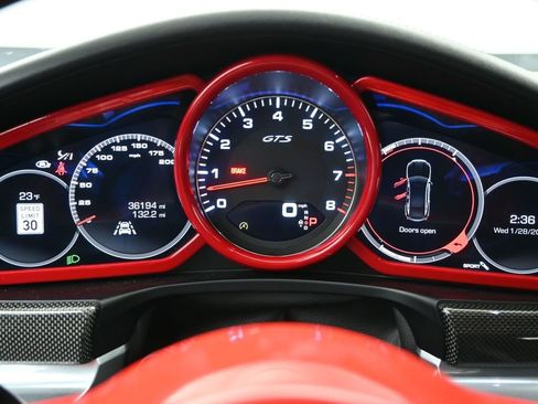 Used 2020 Porsche Panamera GTS image 18