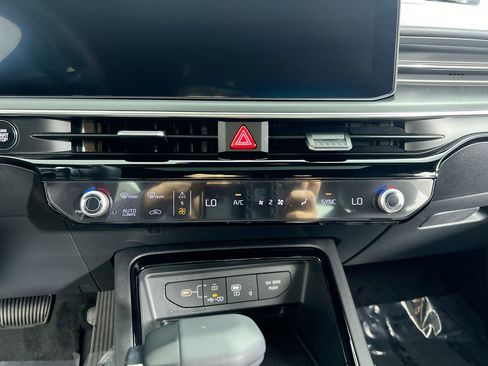 New 2026 Kia K5 GT FWD image 25