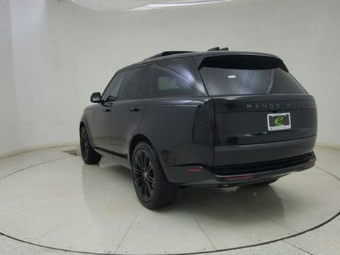 Used 2025 Land Rover Range Rover SE image 68