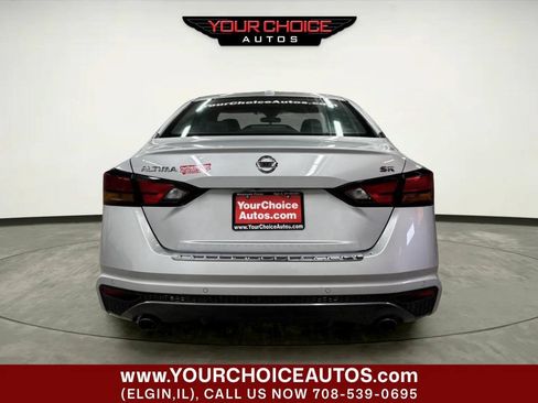 Used 2021 Nissan Altima 2.5 SR w/ SR Premium Package FWD image 4