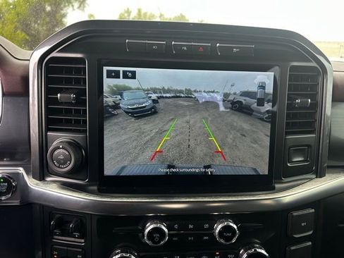 Used 2022 Ford F150 Lariat w/ Equipment Group 502A High AWD/4WD image 11