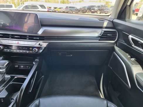 Used 2025 Kia Telluride S AWD/4WD image 28