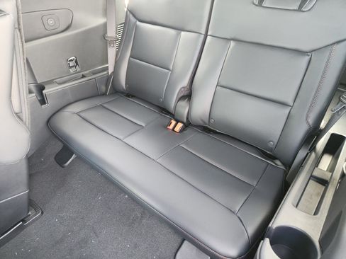 New 2026 Ford Explorer ST-Line w/ ST-Line Street Pack RWD image 22