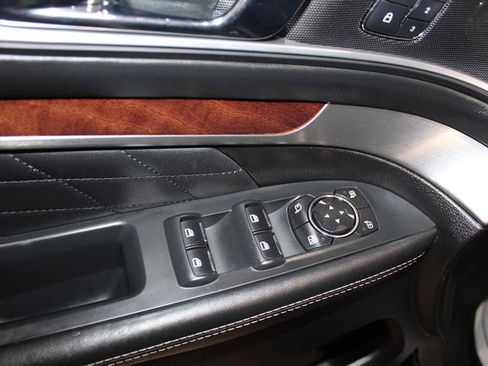 Used 2016 Ford Explorer Platinum AWD/4WD image 28