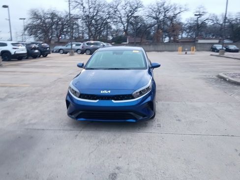 Used 2024 Kia Forte LXS image 5