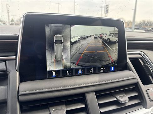 Used 2024 Chevrolet Tahoe Z71 w/ Z71 Off-Road Package image 15